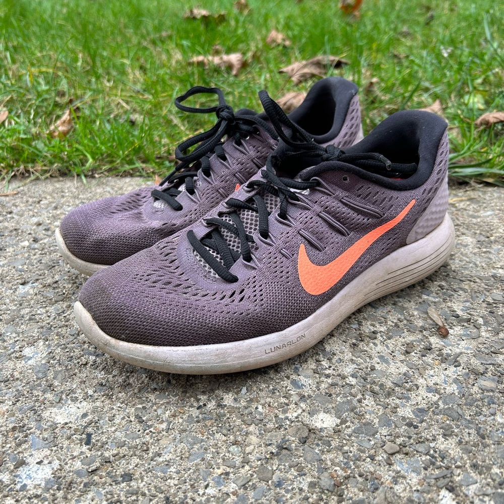 Women’s NIKE running shoes